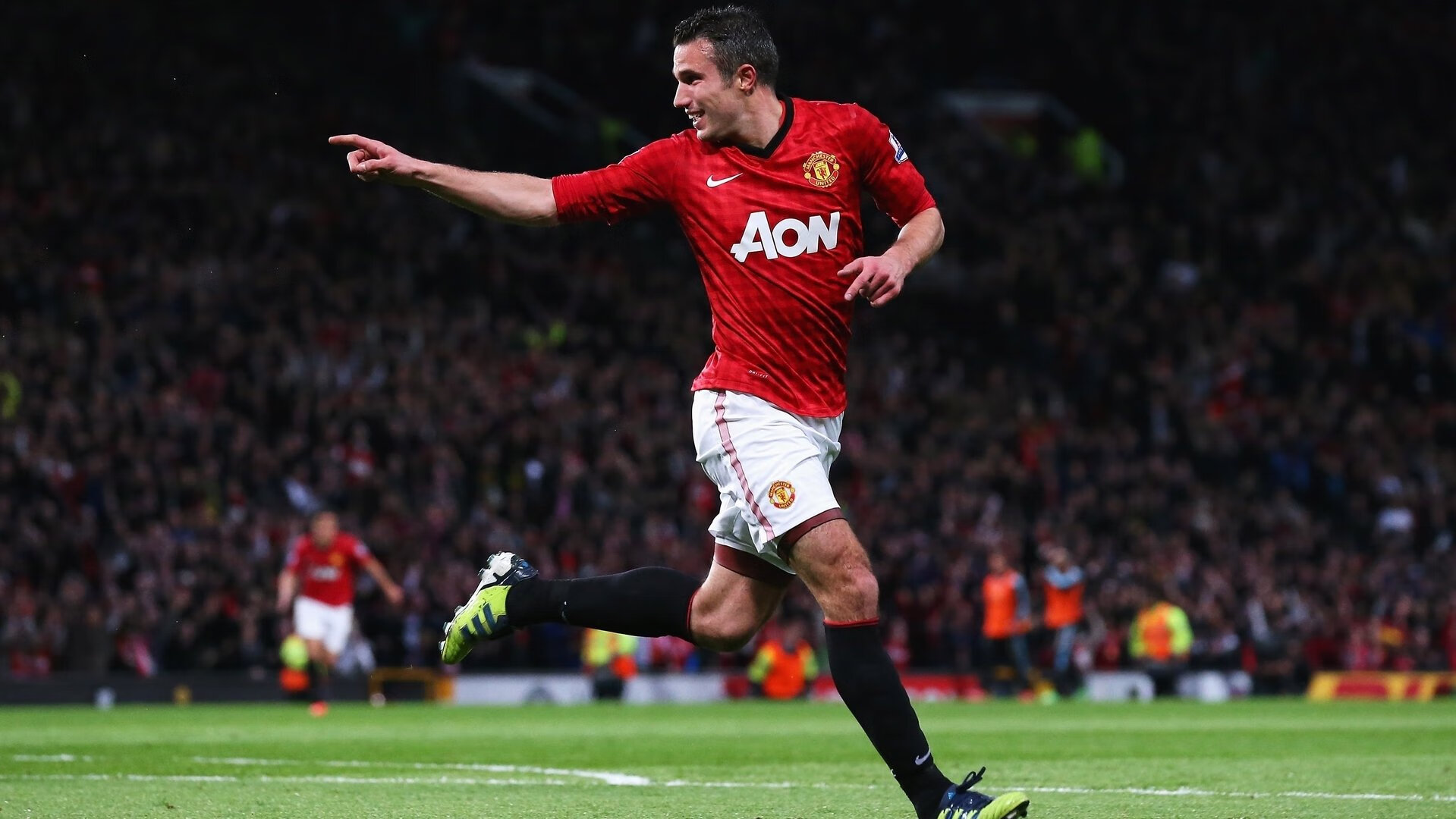 世界田径:肯尼亚运动员屡破纪录,赛场火爆非凡!,肯尼亚短跑运动员